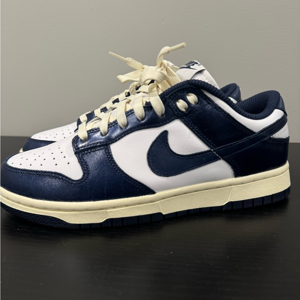 Women’s Nike Dunks